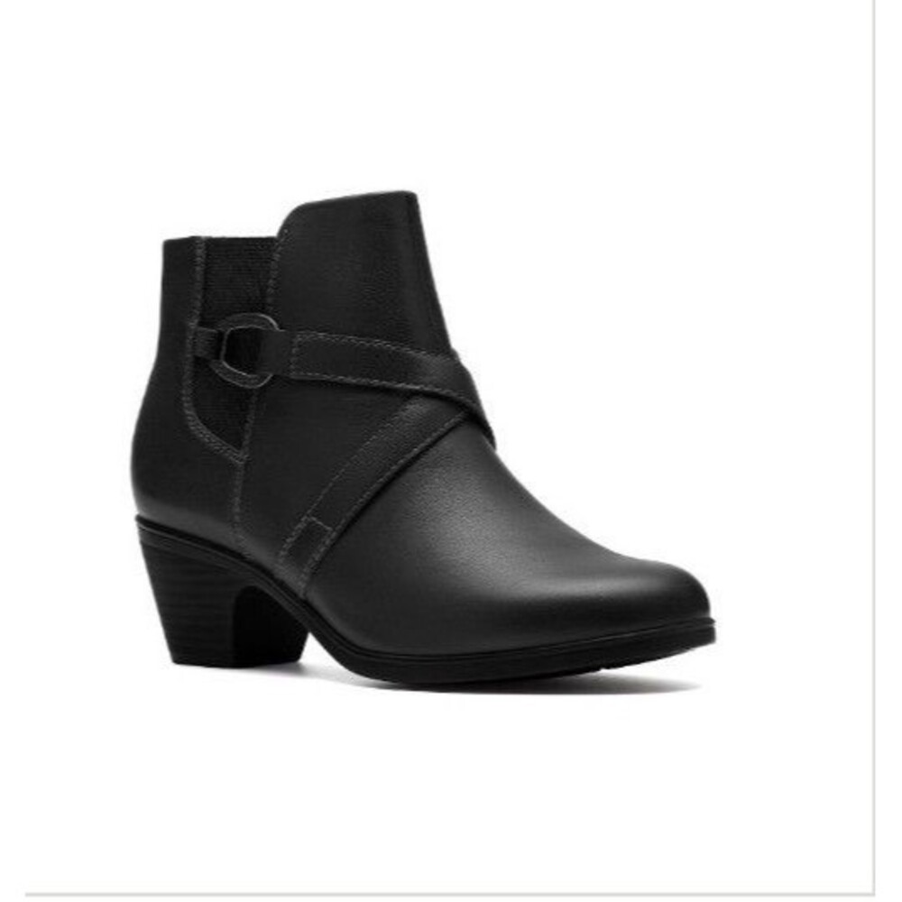 NEW! Clarks Emily2 Henley Women's Leather Black Ankle Boots, Size 5.5